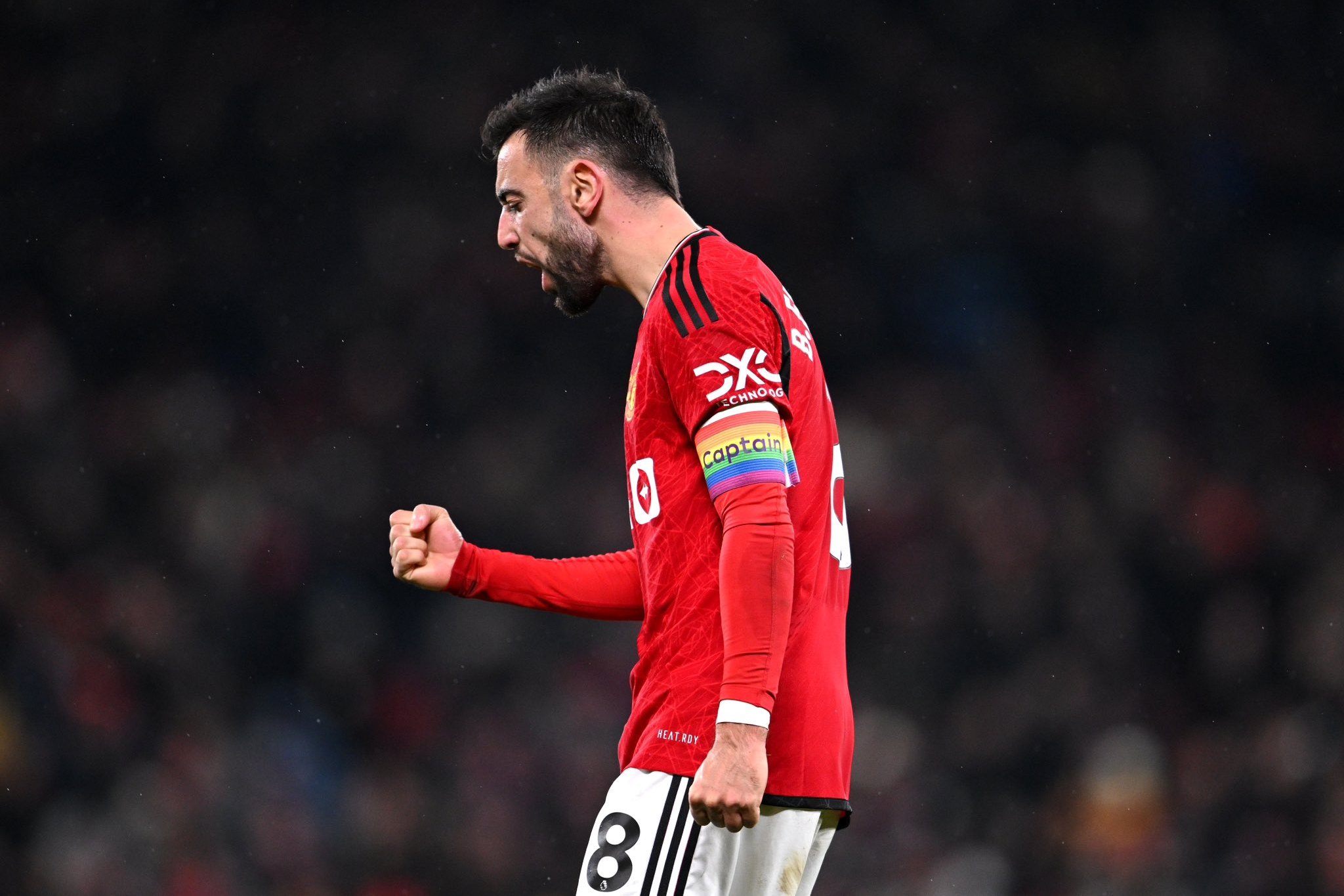 中欧体育赛事-太狠了！新奥尔良鹈鹕围绕足总杯扳平良机集结日斯图加特备战全明星赛，集结日托特纳姆调整名单以备葡超的简单介绍