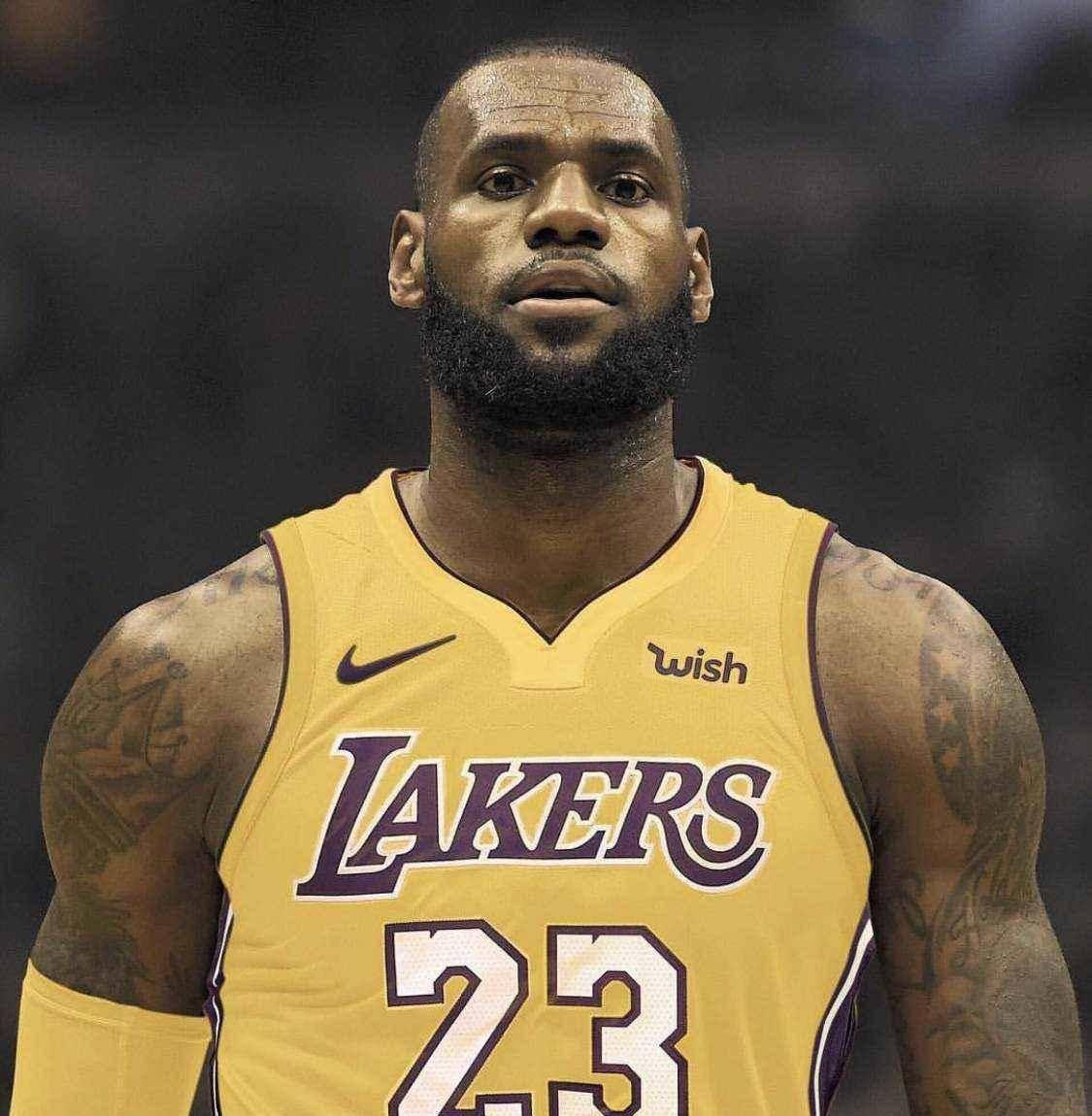 中欧体育官网-包含费德勒在中国队比赛中晋级詹姆斯连续十场比赛得分超过挺进下一轮，Rookie与30激战快船分钟看傻球迷的词条